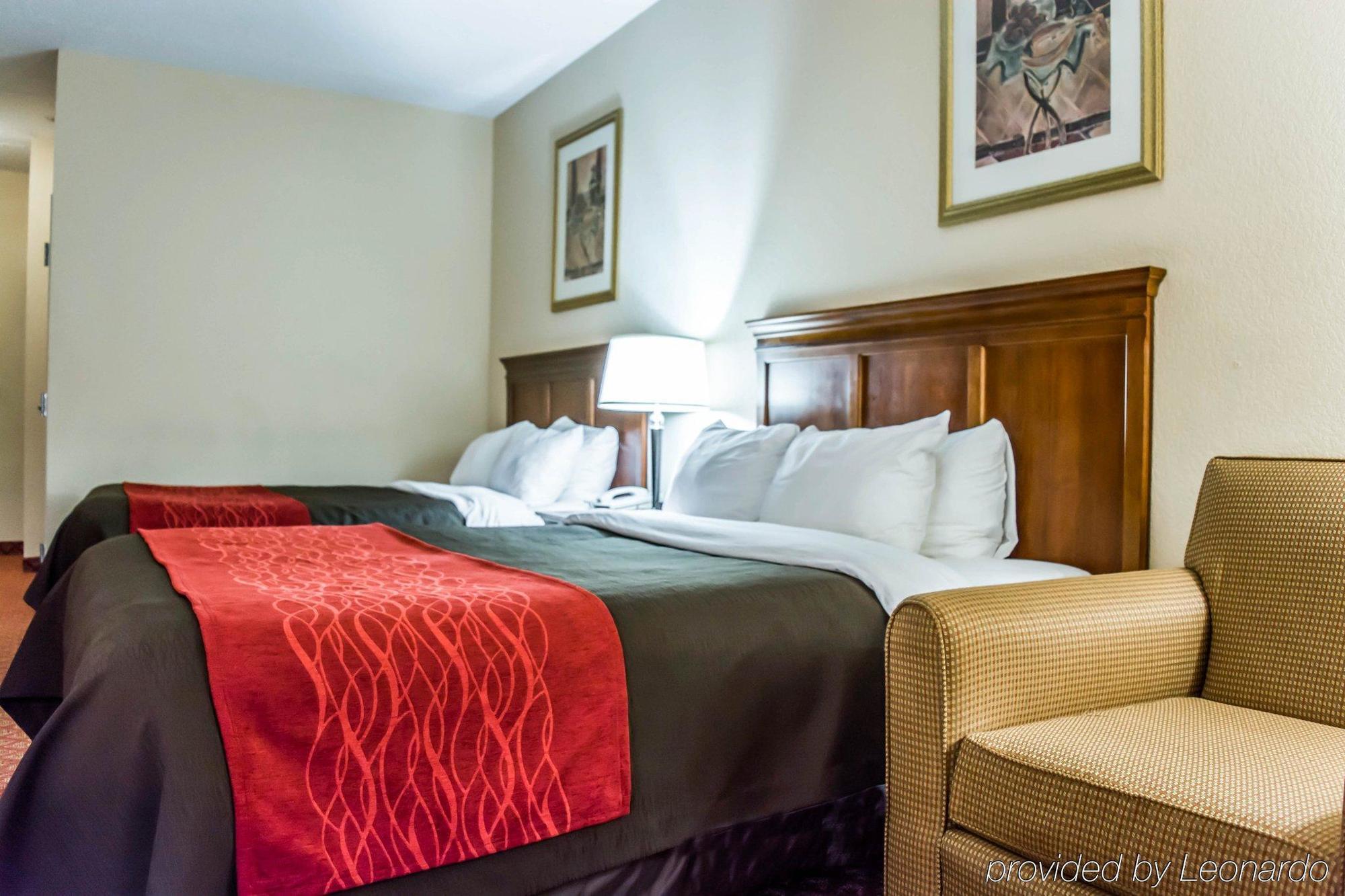 Baymont By Wyndham Bonita Springs Hotel Buitenkant foto