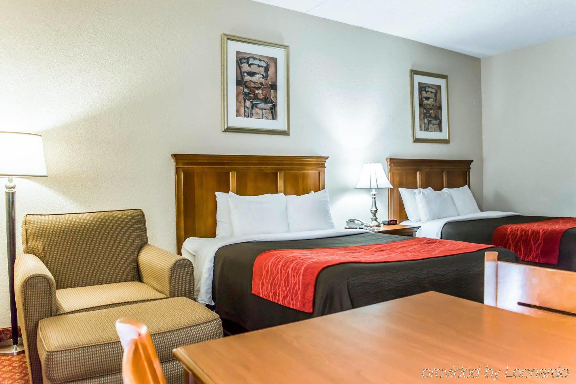 Baymont By Wyndham Bonita Springs Hotel Buitenkant foto
