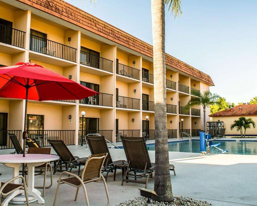 Baymont By Wyndham Bonita Springs Hotel Faciliteiten foto