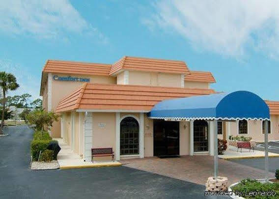 Baymont By Wyndham Bonita Springs Hotel Buitenkant foto
